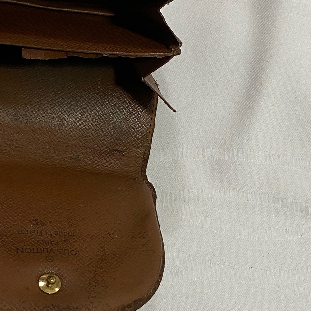 Louis Vuitton coin wallet - Picture 3 of 7